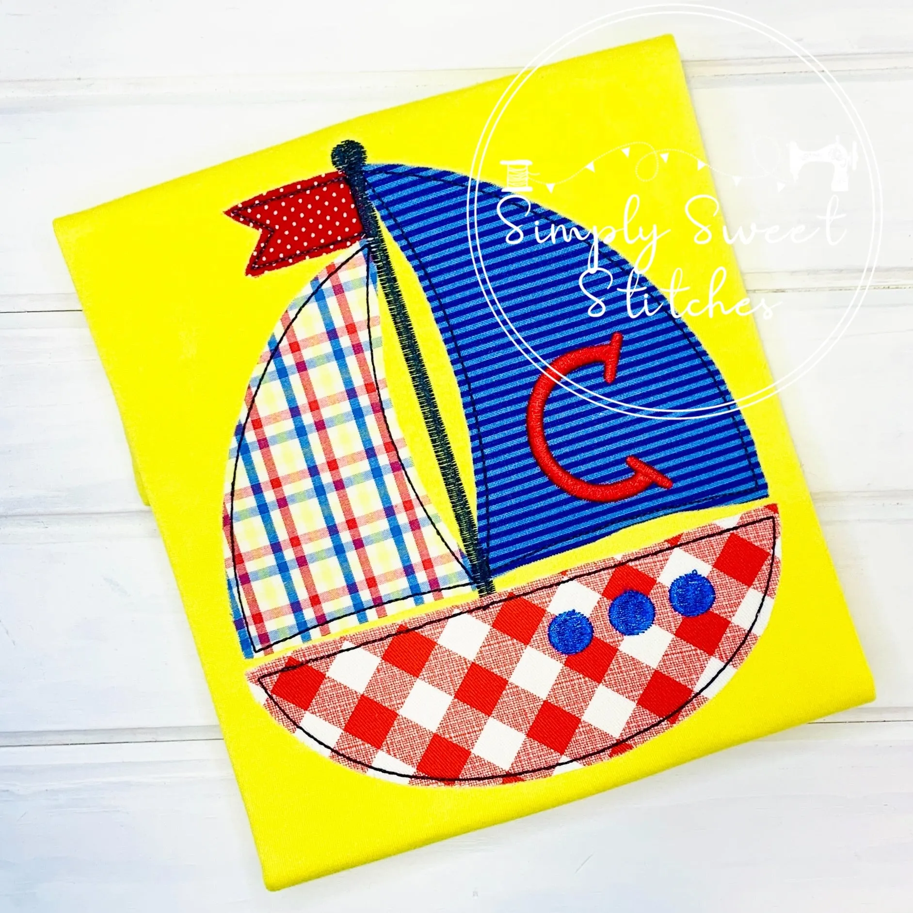 1049 - BOY SAILBOAT - APPLIQUE CHILD SHIRT