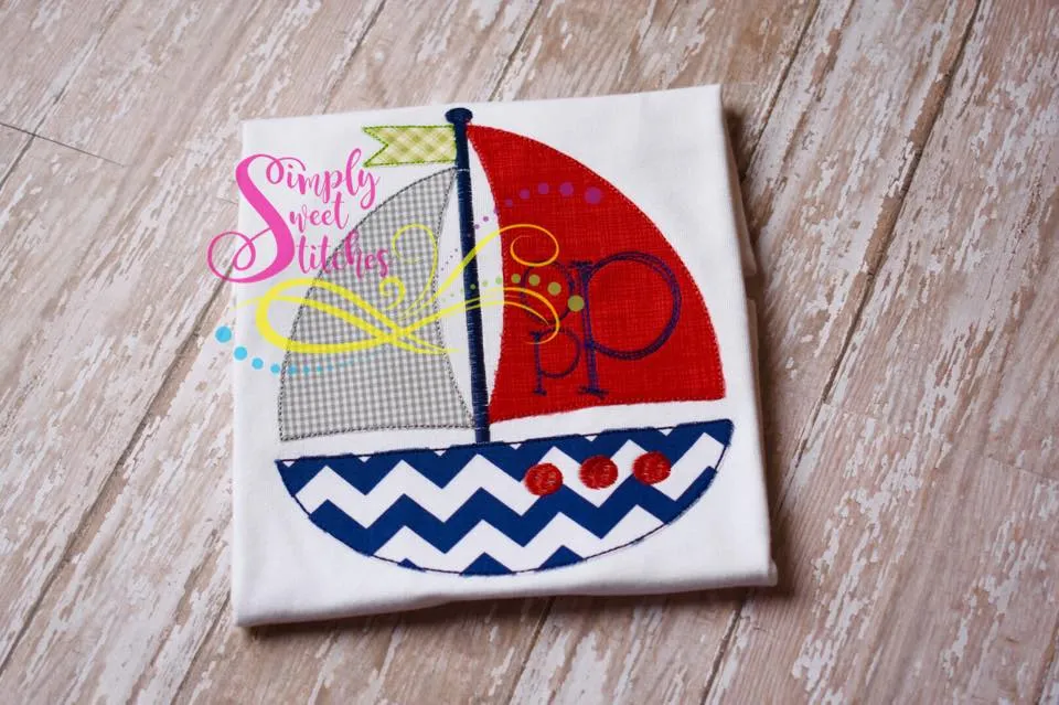 1049 - BOY SAILBOAT - APPLIQUE CHILD SHIRT