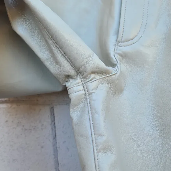 Agolde | Recycled Leather Low-Rise Jorts Size 27