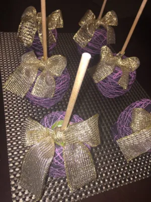 Apples - Chocolate Covered/Dipped (Purple w/ Pink Drizzle)