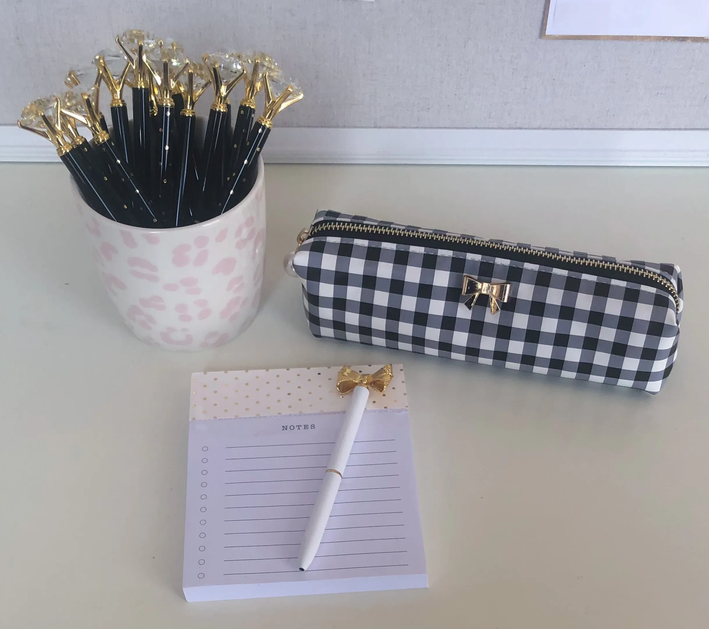 BLACK GINGHAM BOW CASE