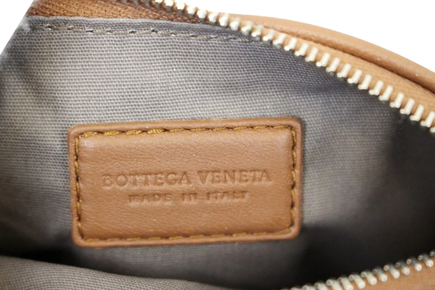 BOTTEGA VENETA Intrecciato Nappa Key Case Brown Leather