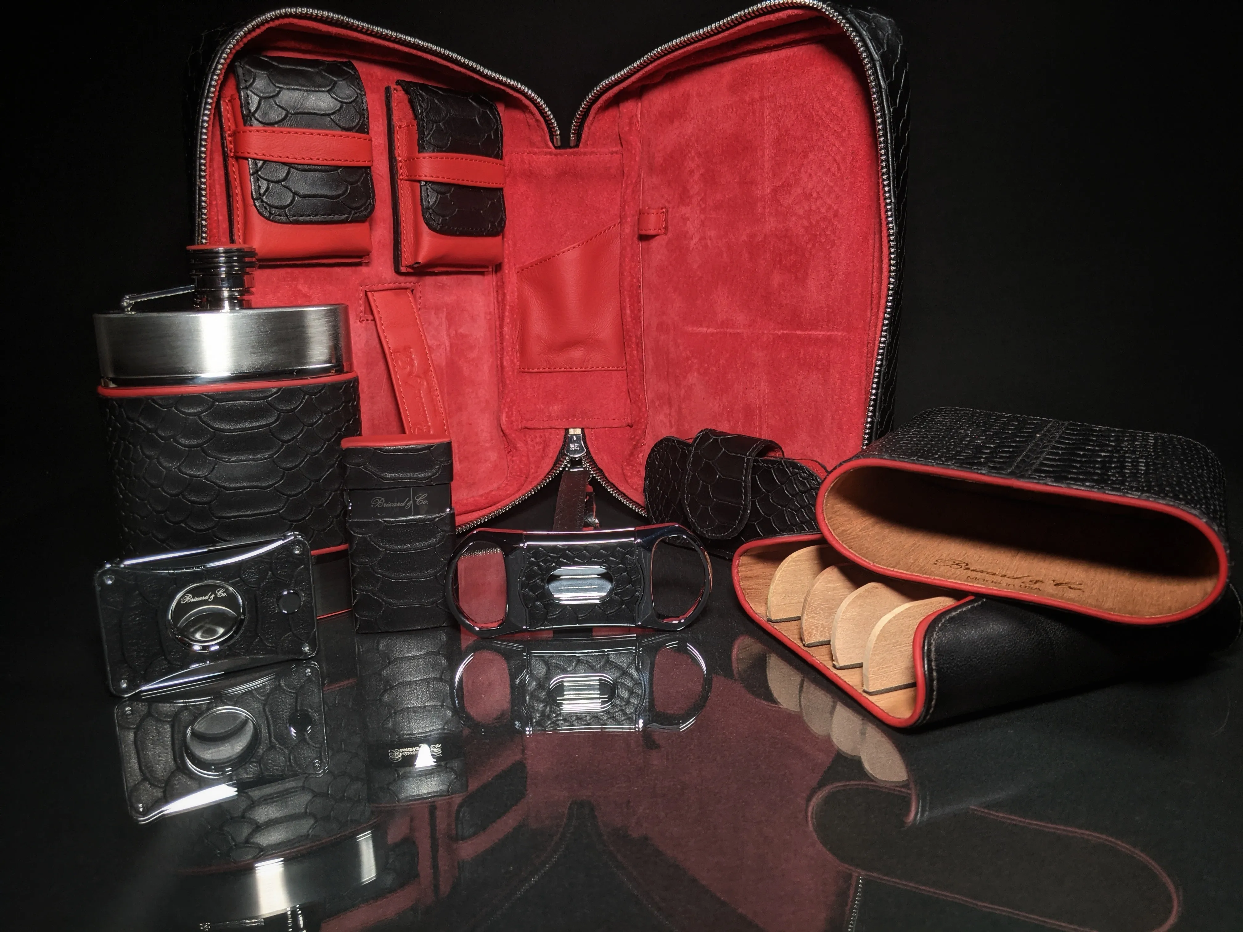 Brizard and Co Havana Traveler in Black Python Pattern and Red Leather Combo