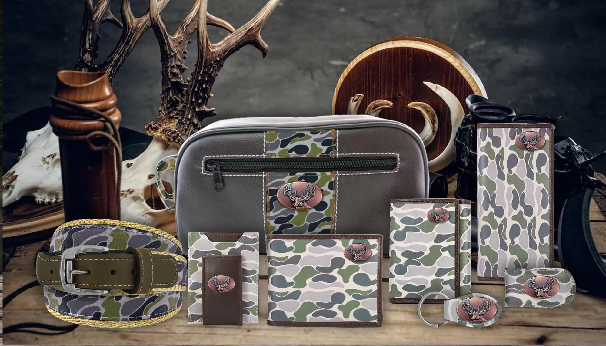 Buck Men's Secretary Old School Camo Leather Wallet.