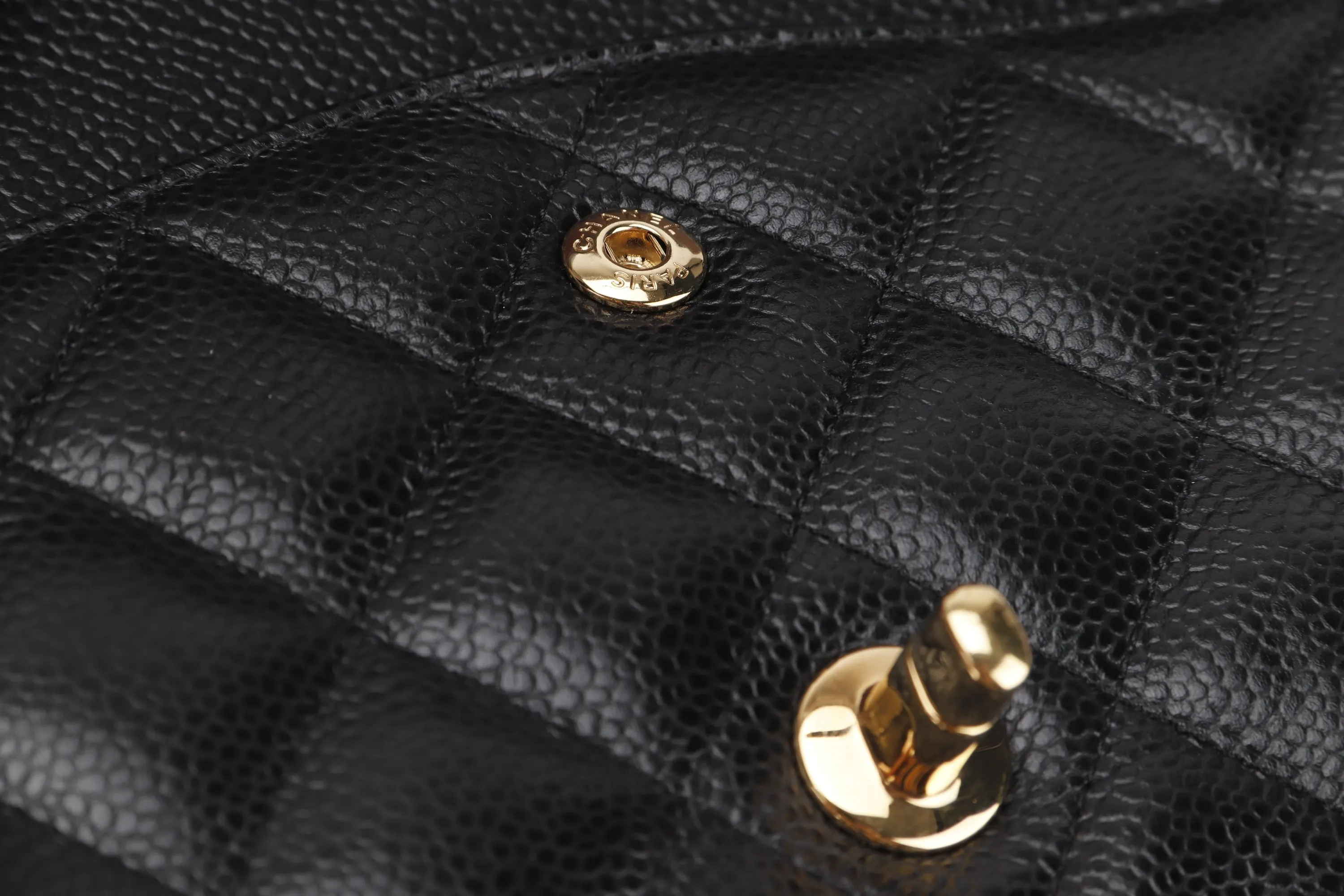 CHANEL DOUBLE FLAP BAG (1980xxxx) JUMBO BLACK CAVIAR LEATHER GOLD HARDWARE, NO CARD & DUST COVER