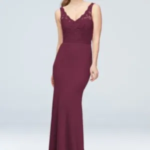 David’s bridal plum bridesmaid dress formal /lace bodice/size  2/ style #F19978