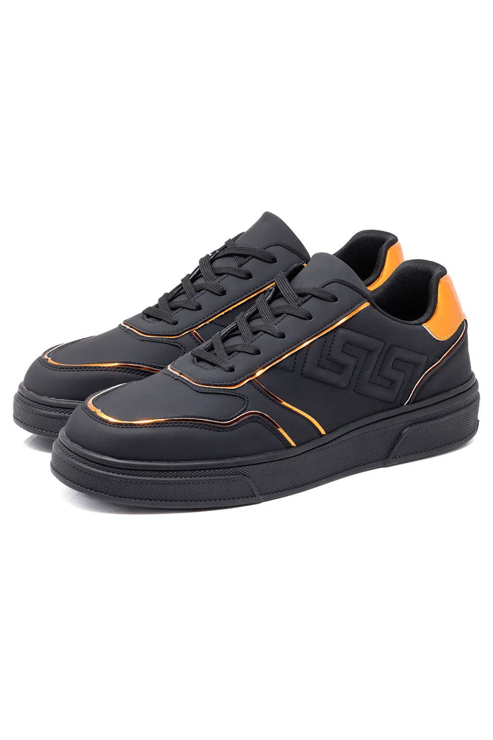 Downtown Uproar Low Top Sneakers