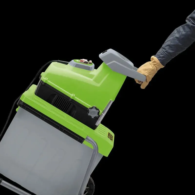 Draper 97974 Quiet Garden Shredder 2800W Large 55L Collection Capacity 44mm Cut