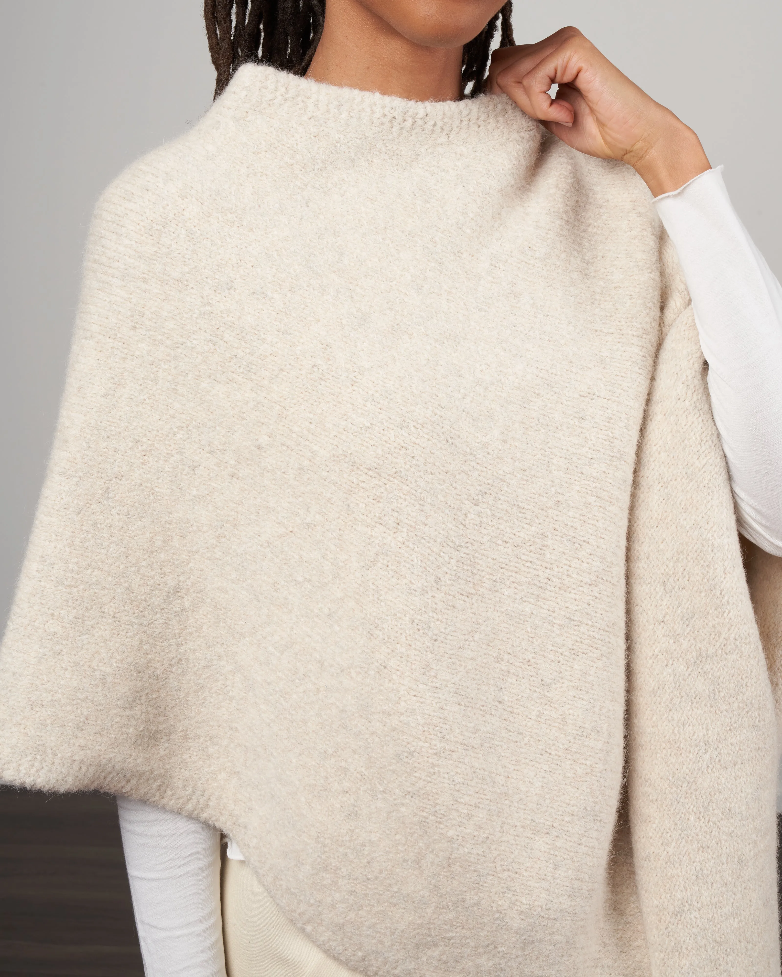 fold poncho - ecru
