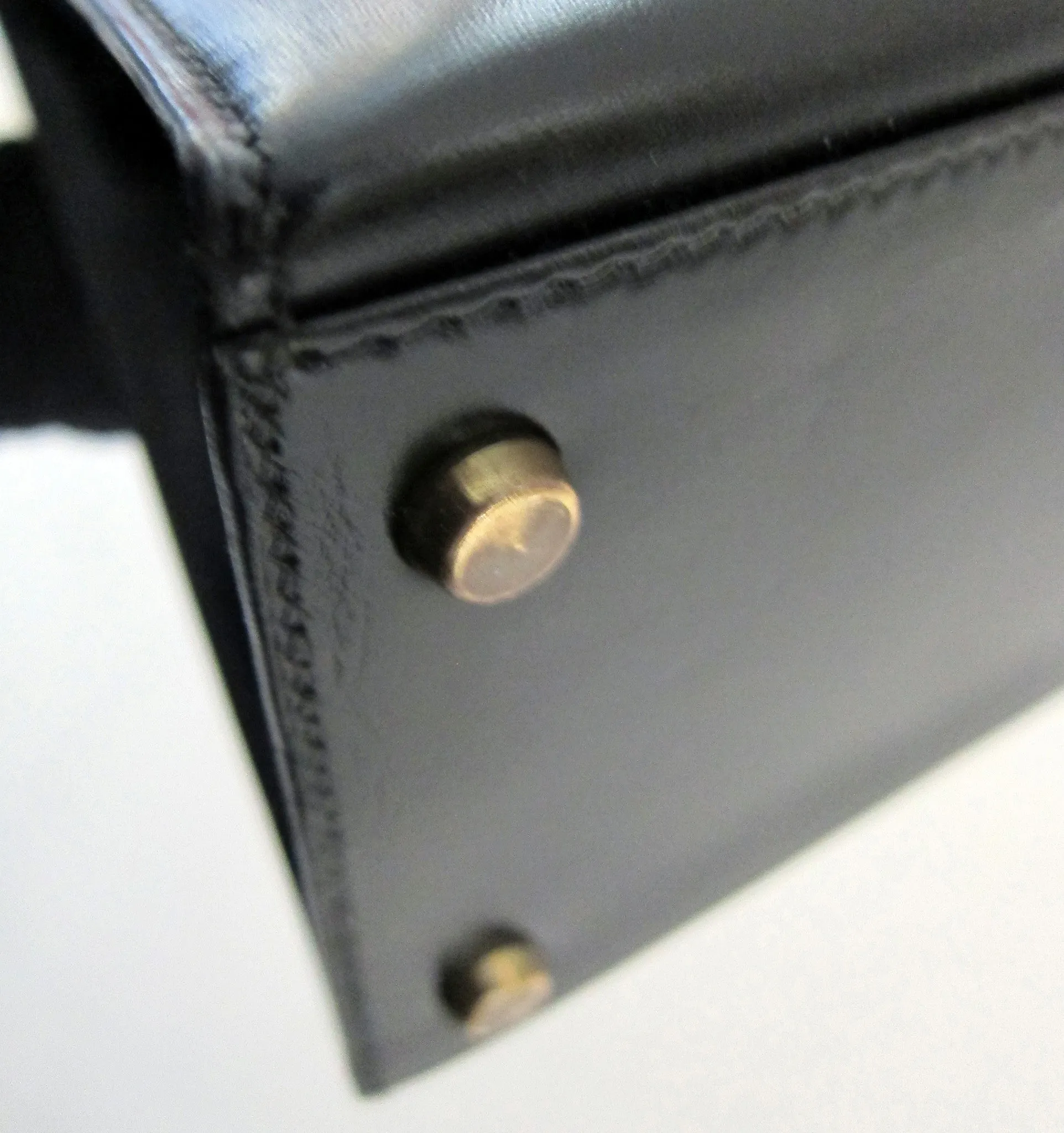 Hermes Black Box Kelly 28cm GHW