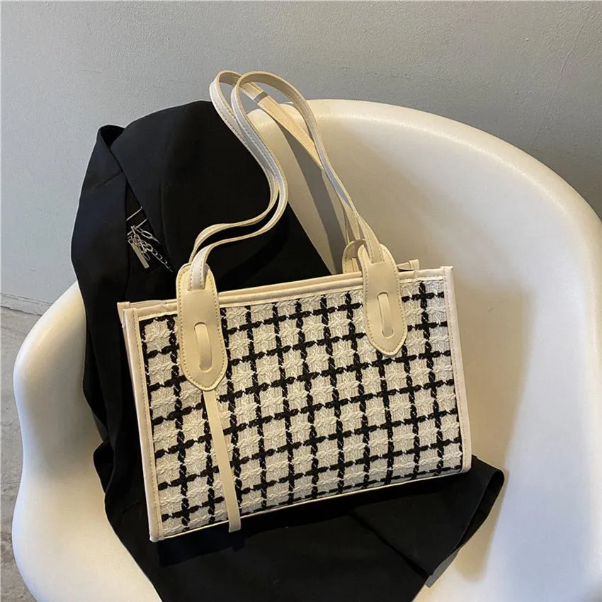 INARI Ladies Hand Bag Stylish Elegant