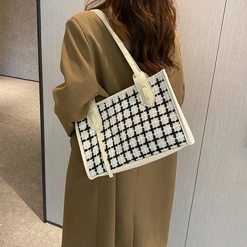 INARI Ladies Hand Bag Stylish Elegant
