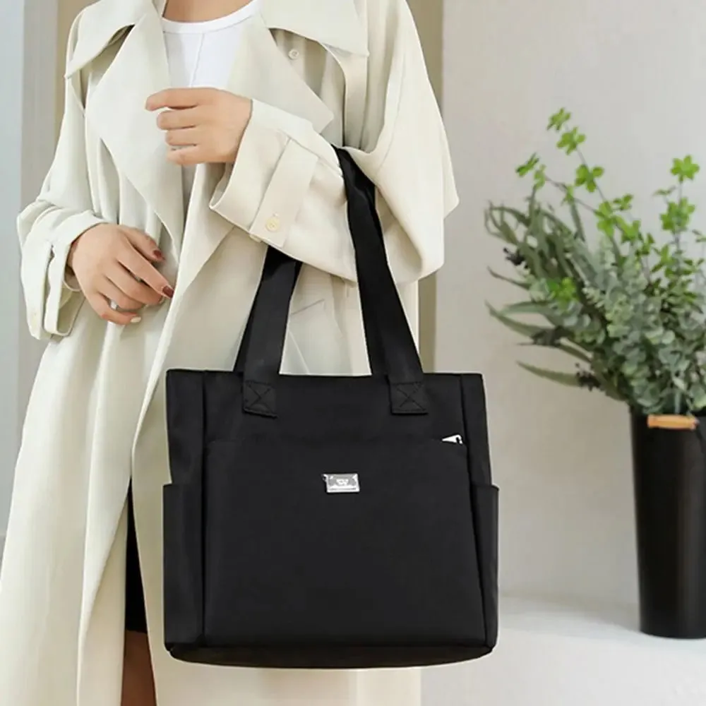 Inés® | Large capacity waterproof shoulder bag with multiple compartments