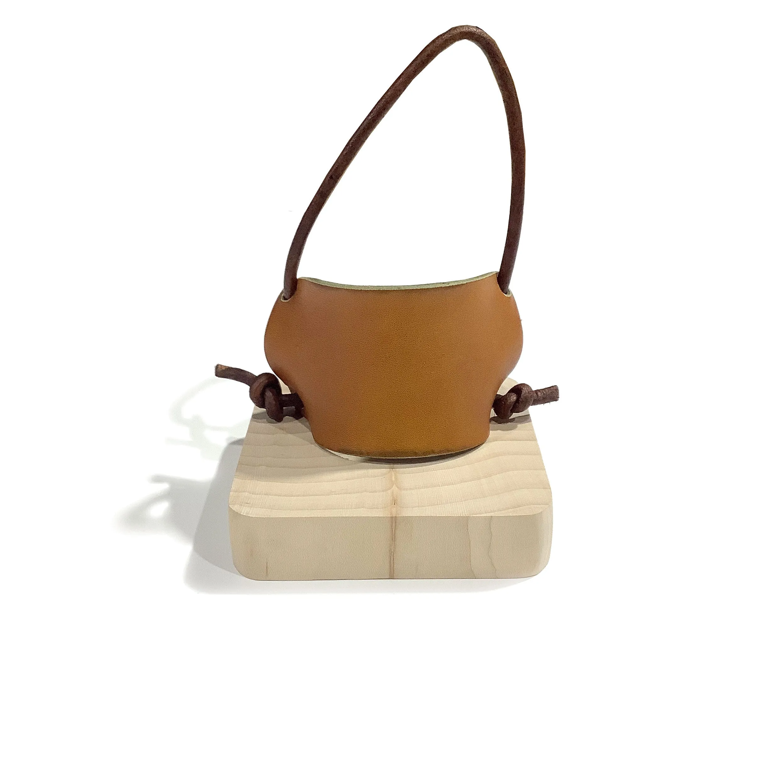Leather Bat Holder | Golden Brown / Bat Hanger
