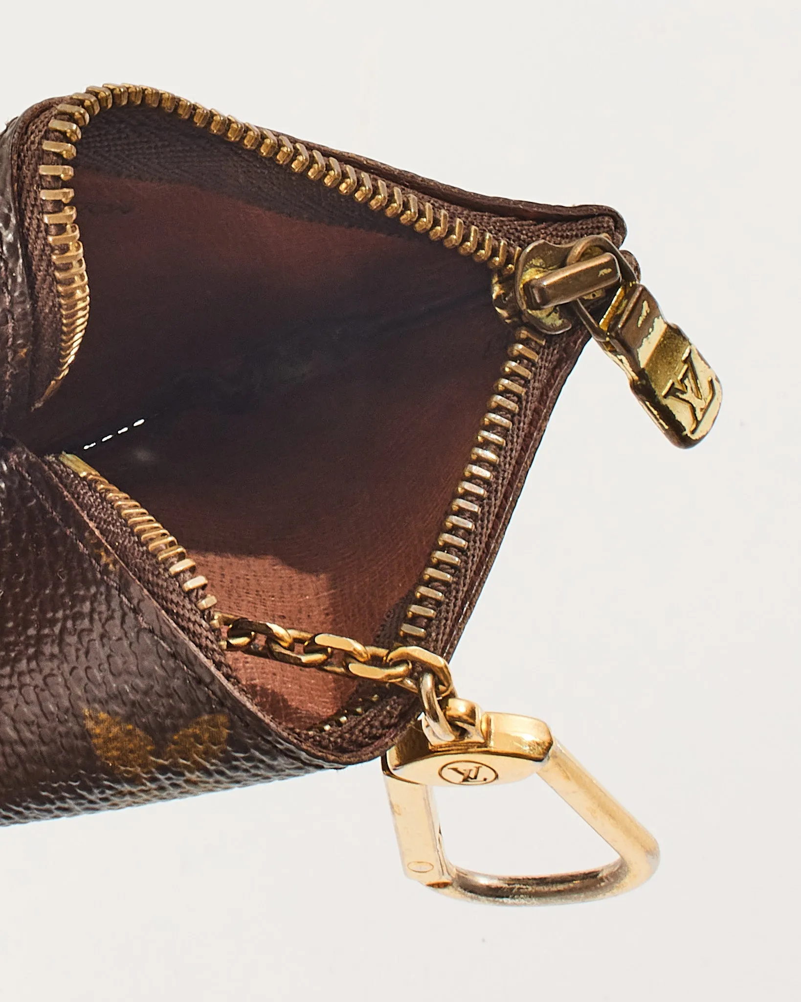 Louis Vuitton Monogram Canvas Key Pouch / Pochette Cles
