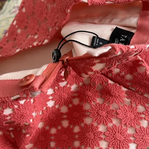 NWT Talbots peach salmon embroidered flower skirt