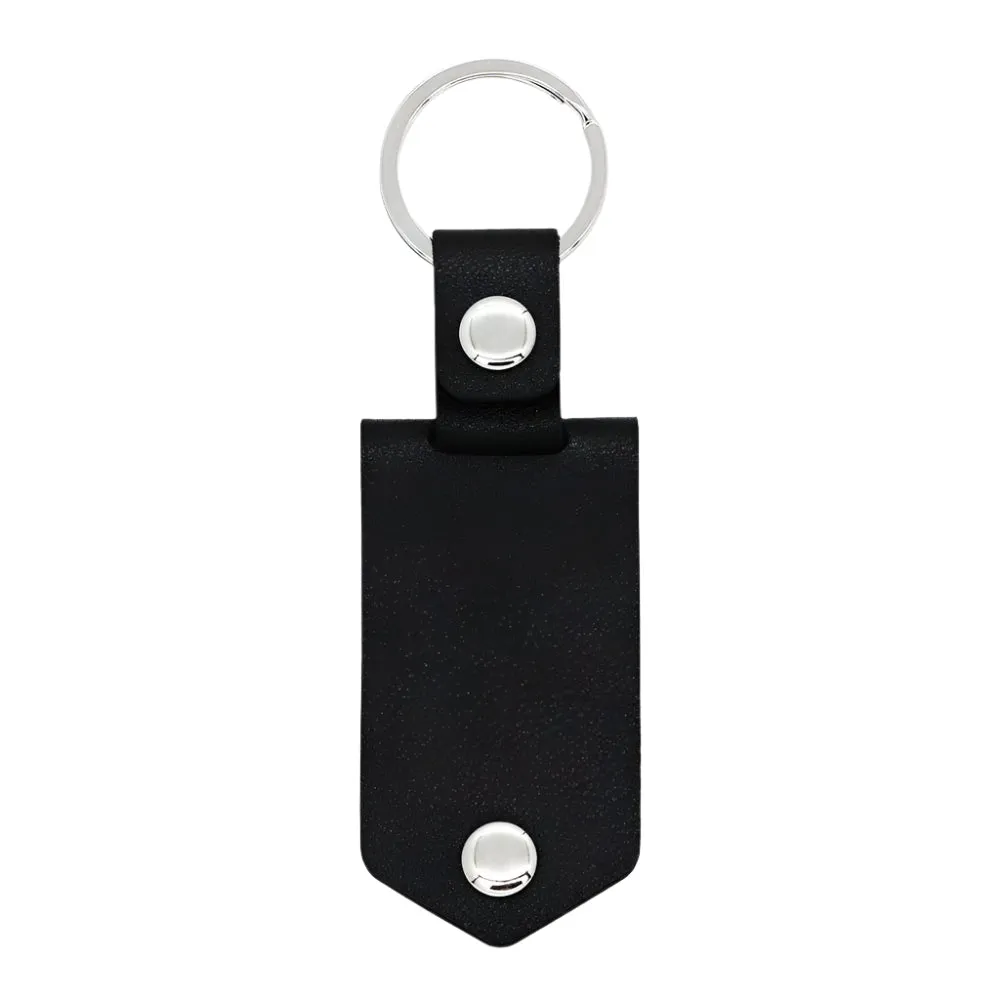 Personalized Leather Keyring – Elegant & Timeless Accessory