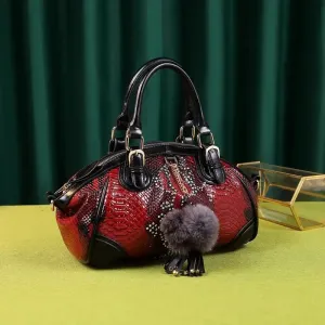 Snake Pattern Female Bag with Chic Dumpling Design & Multiple Compartments for Organized Storage