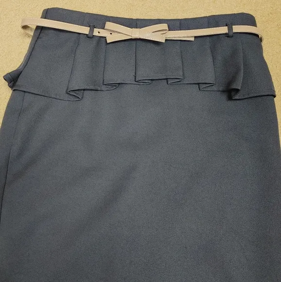 The Limited Peplum Skirt with Removable Bow Belt - Gray Blue - Size 2