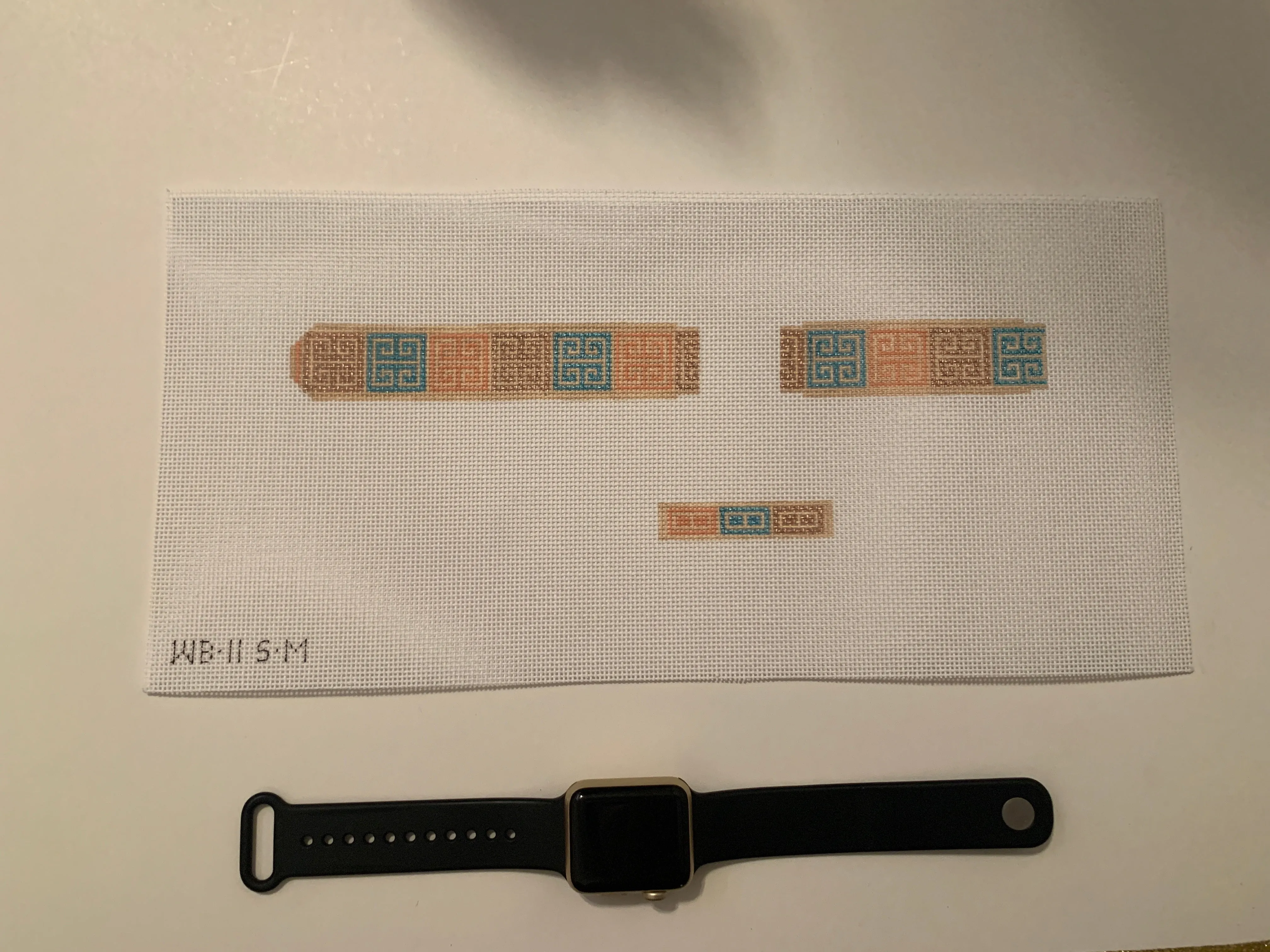 WB11 S/M - SOUTHWEST GREEK KEY