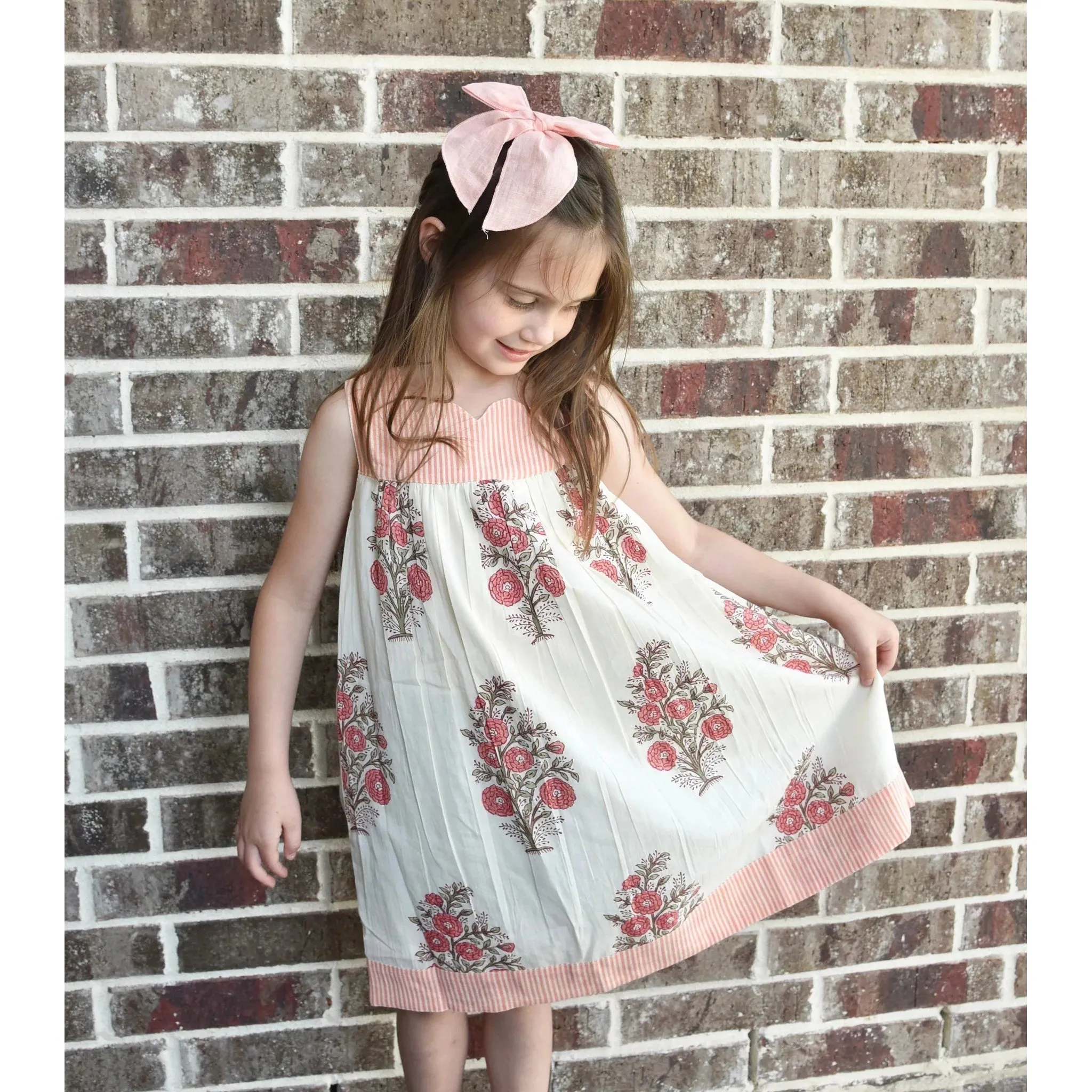 Yo Baby Sweetheart Neck Floral Dress