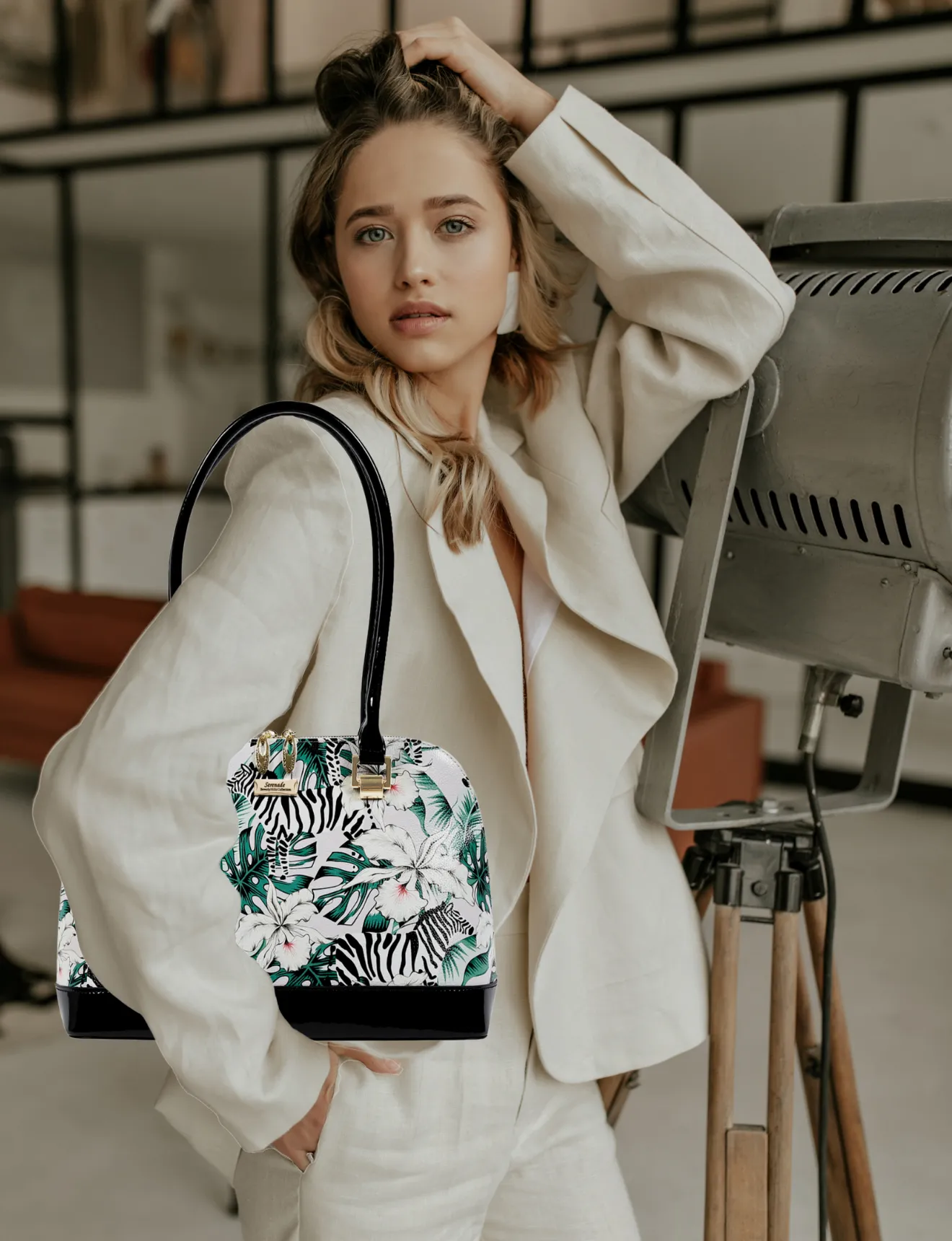 ZEBRA LARGE LEATHER BAG- SN45-0758- SALE